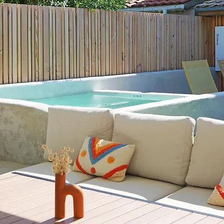 Maison Avec Piscine Acces